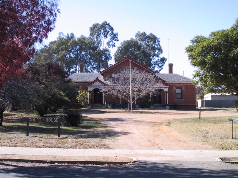 St Arnaud photos Travel Victoria & visitor guide