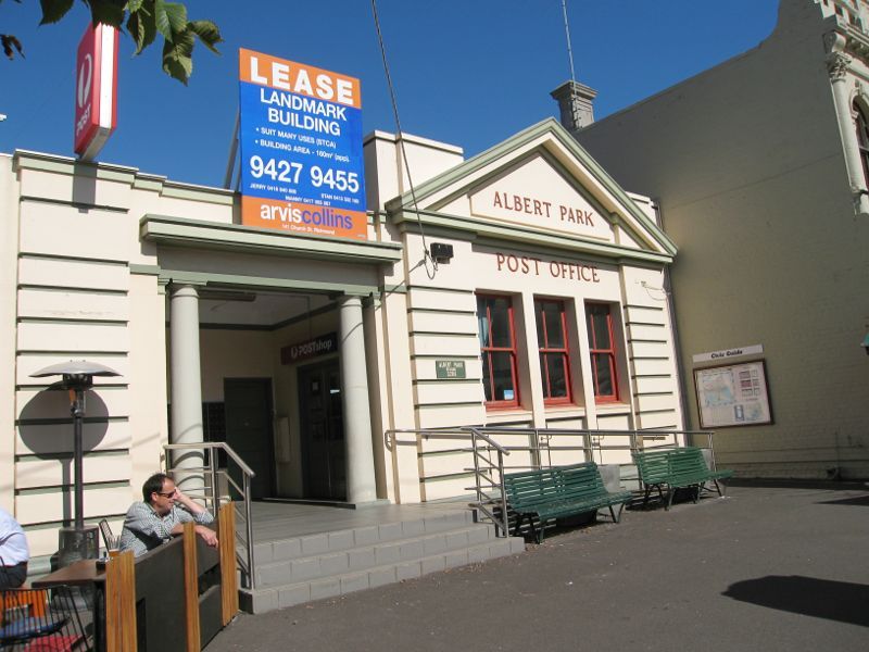 Albert Park - Shops and commercial centre, Bridport Street: Old Albert Park Post Office, Dundas Pl