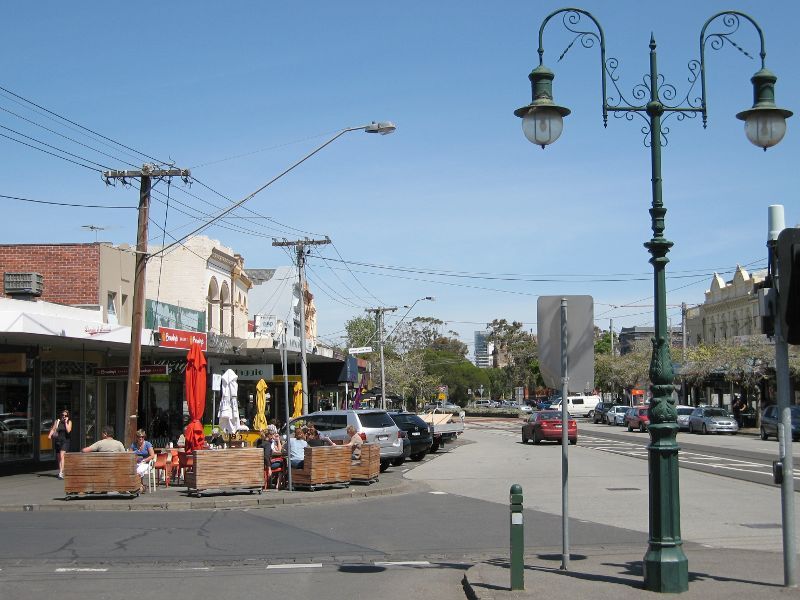 Albert Park - Shops and commercial centre, Bridport Street: View south-west along Bridport St at Faussett St