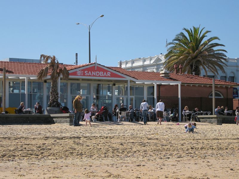 Albert Park - Beach, foreshore and Beaconsfield Parade around Mills Street: View of Sandbar Restaurant from beach
