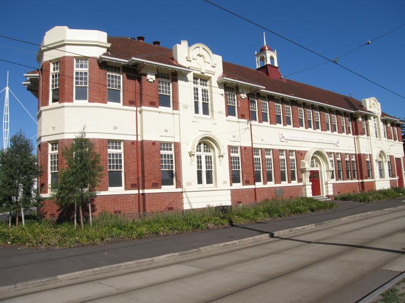 Albert Park - Melbourne Sports & Aquatic Centre, Albert Road and Aughtie Drive: Sports House, Albert Rd