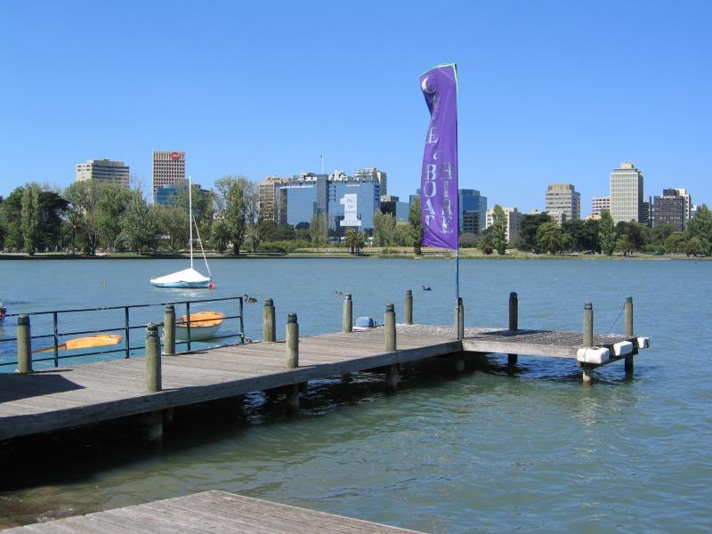 Albert Park - Albert Park Lake - jetties along Aquatic Drive and 'The Point' - View east across lake at jetties