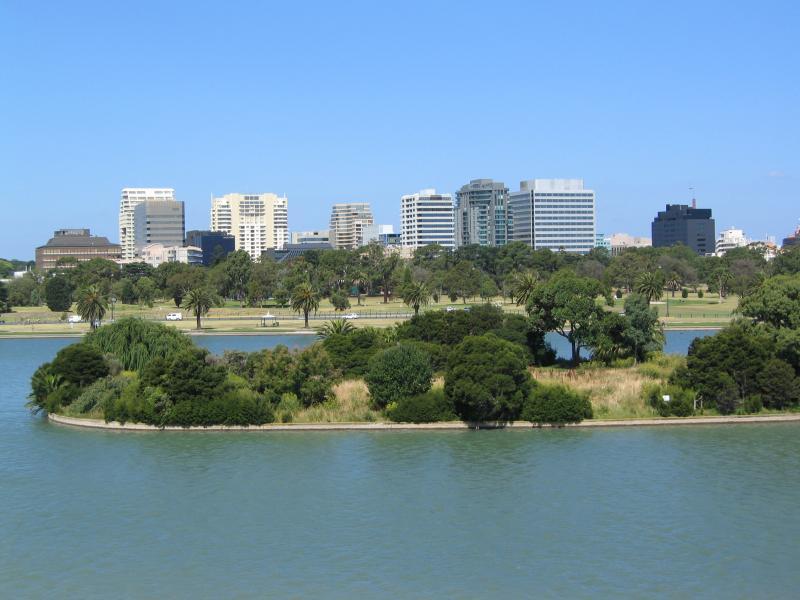 Albert Park - Albert Park Lake, jetties along Aquatic Drive and 'The Point': View east across Gunn Island from 'The Point' lookout
