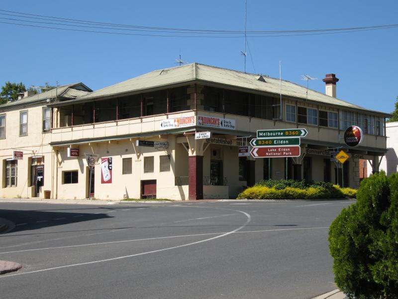 Alexandra - Commercial centre and shops: Corner Hotel, corner Downey St and Grant St