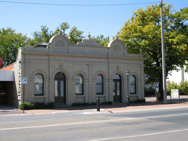 Alexandra - Commercial centre and shops: Library, corner Grant St and Perkins St