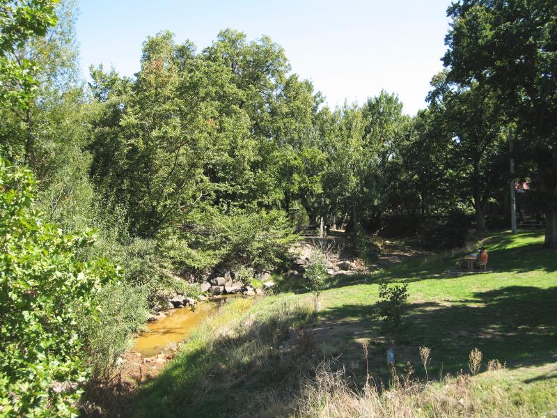 Alexandra - Rotary Park, corner Grant Street and Vickery Street: Creek through park