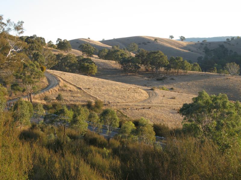 Alexandra - Acheron Cutting, Maroondah Highway south of Alexandra: View south-west across Maroondah Hwy from cutting lookout