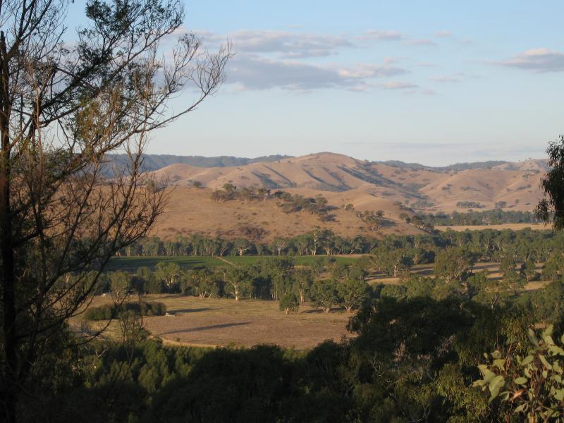 Alexandra - Acheron Cutting, Maroondah Highway south of Alexandra: View east from cutting lookout