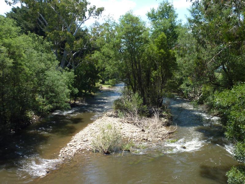 Alexandra - Taggerty: View north-east along Acheron River from Maroondah Hwy bridge