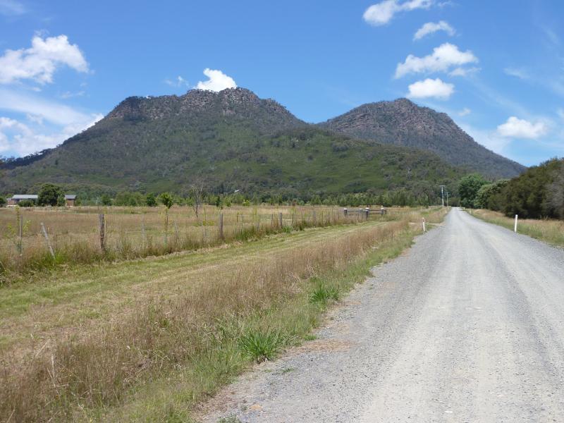 Alexandra - Cathedral Range and surroundings, south of Taggerty: View south along Acacia La towards Cathedral Range