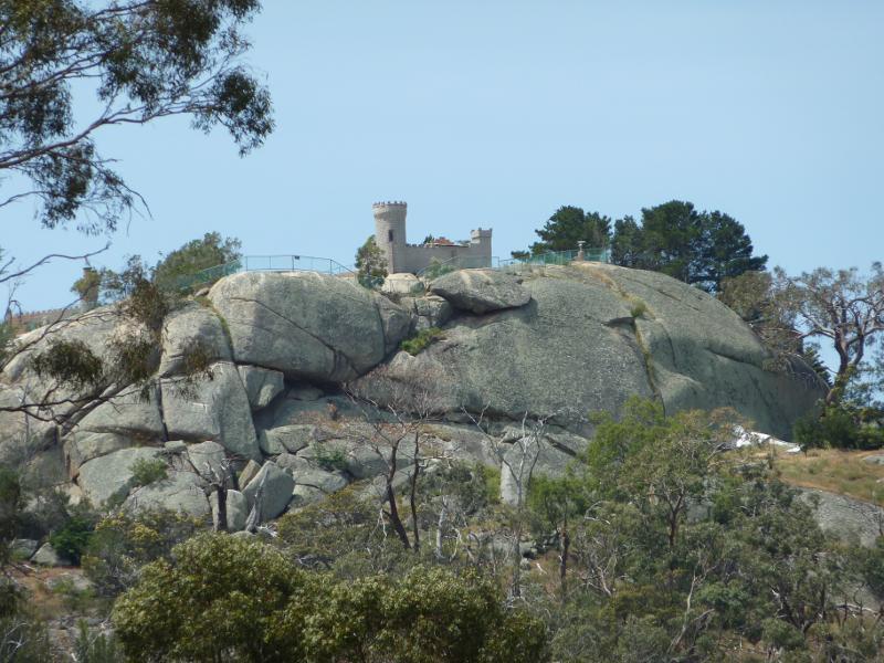 Anakie - Ballan Road, north of town centre: View towards top of Elephant Rock