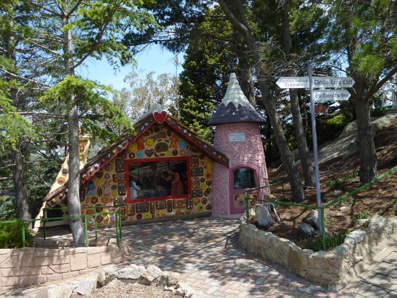 Anakie - Fairy Park, Ballan Road: Hansel & Gretel