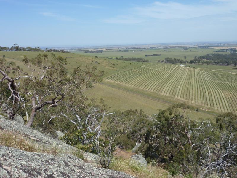 Anakie - Fairy Park, Ballan Road: South-easterly view from summit