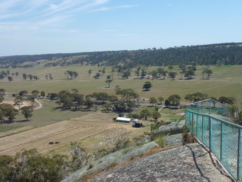 Anakie - Fairy Park, Ballan Road: Westerly view from summit