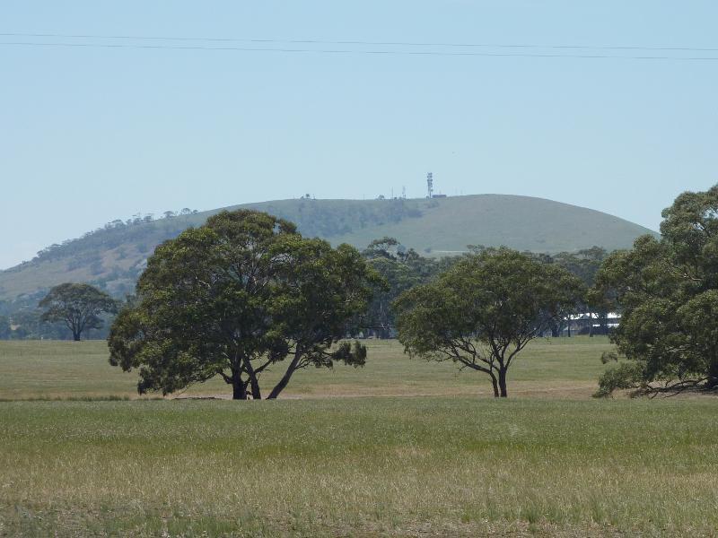 Anakie - De Motts Road west of Ballan Road: North-easterly view towards Mt Anakie, De Motts Rd at Durdidwarrah Rd