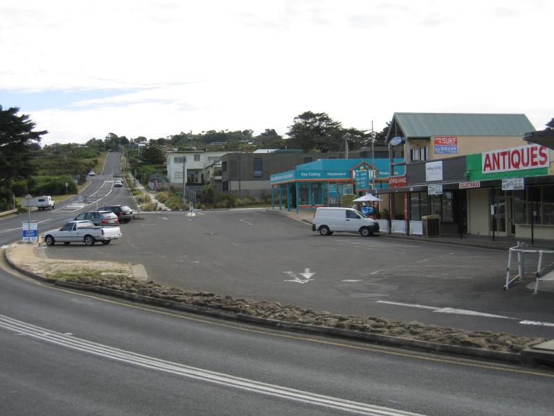 Anglesea - Shops, Great Ocean Road at Tonge Street: View west along Great Ocean Road towards Tonge St