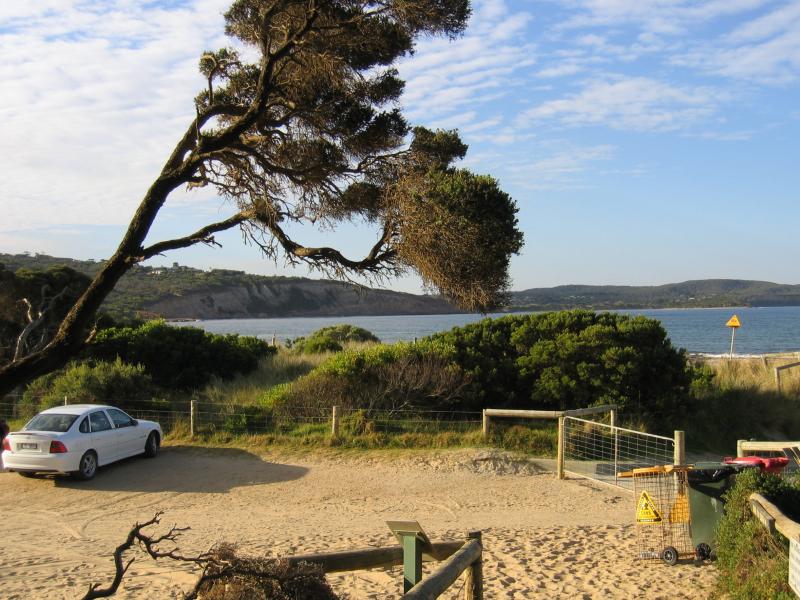 Anglesea - Point Roadknight: View from car park, north to Surf Beach and town
