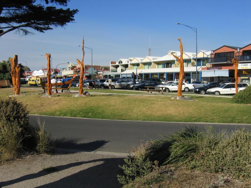 Apollo Bay - Foreshore Reserve in town centre, Great Ocean Road: Wood sculptures along Great Ocean Rd, foreshore at Visitor Information Centre