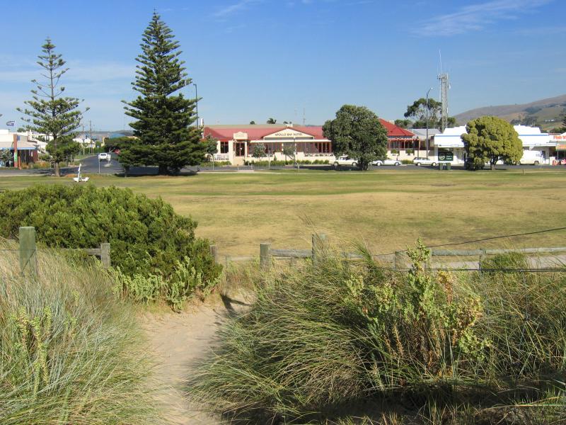 Apollo Bay - Foreshore Reserve in town centre, Great Ocean Road - View west across foreshore towards Apollo Bay Hotel at Moore St