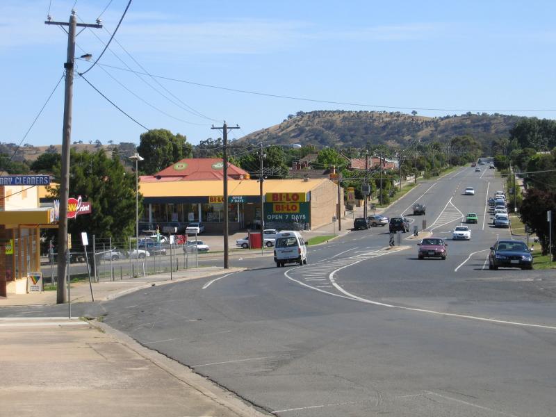 Ararat - Commercial centre and shops: View south along Vincent St towards Moore St