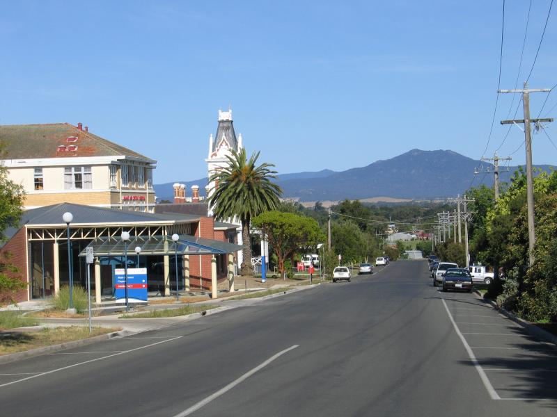 Ararat - Vincent Street and around hospital: View east along Girdlestone St towards Vincent St and hospital