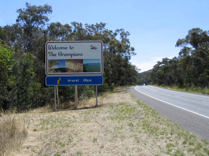Ararat - Around Ararat and outskirts: Welcome to the Grampians tourist region sign, Western Highway, 18 km east of Ararat