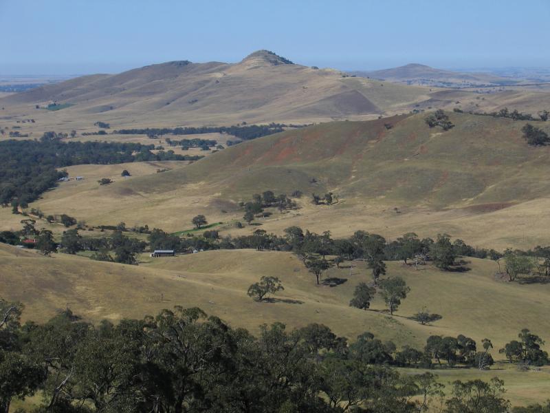 Ararat - One Tree Hill and Pioneer Memorial Lookout - South-westerly view