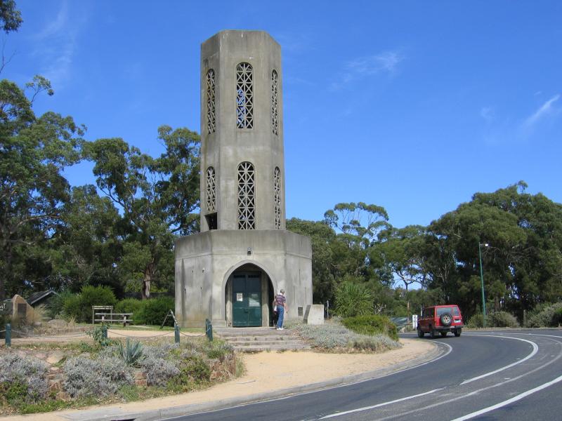 Arthurs Seat - Other attractions at the peak: Lookout tower