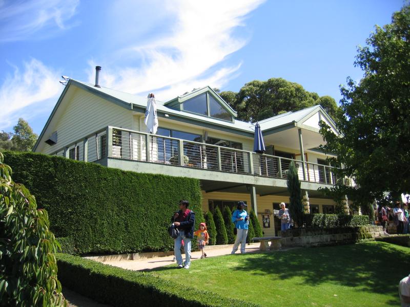 Arthurs Seat - The Enchanted Maze Garden, Purves Road: Kiosk and restaurant