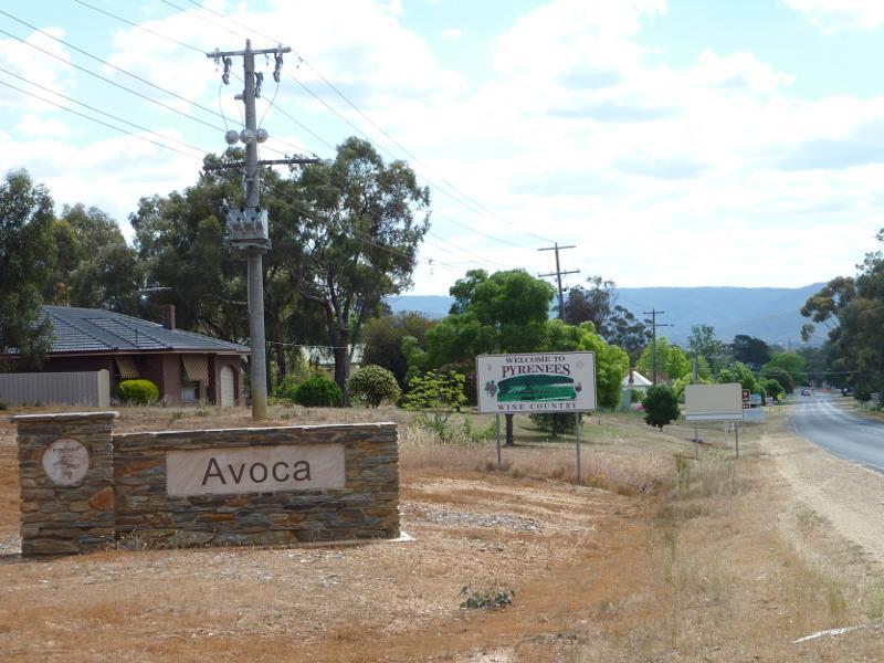 Avoca - Pyrenees Highway: Town sign, view west along Pyrenees Hwy between Davy St and Charles St