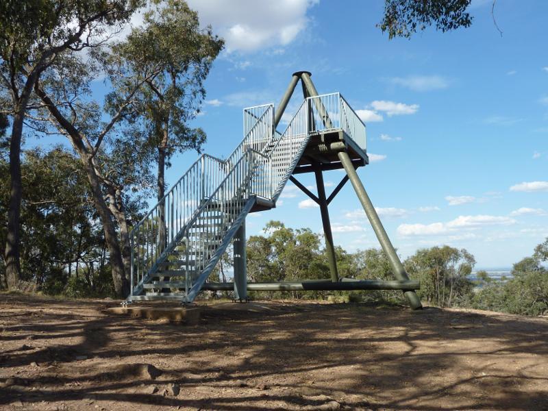 Avoca - Governor Rock Lookout, No.2 Creek Track, Pyrenees State Forest: Lookout tower