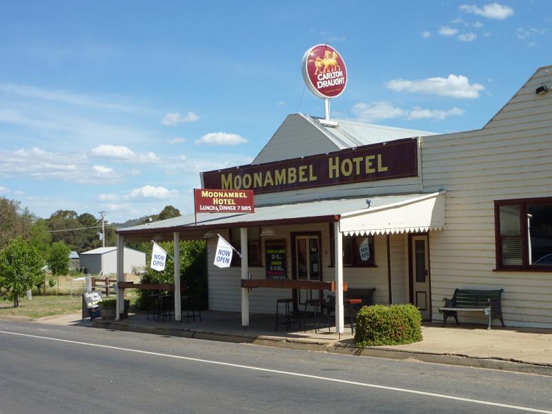 Avoca - Town of Moonambel, town centre: Moonambel Hotel, corner Brooke St and Woods St