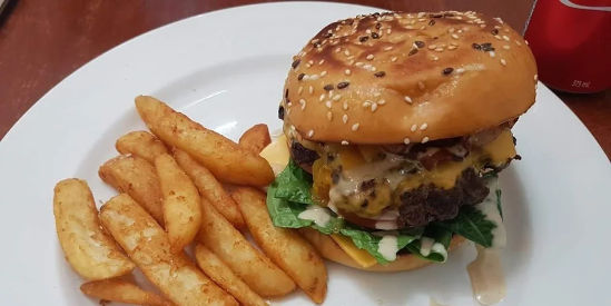 Lola's Cafe, Bacchus Marsh