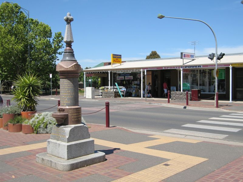 Bacchus Marsh - Shops and commercial centre, Main Street: View south across Main St from Visitor Information Centre