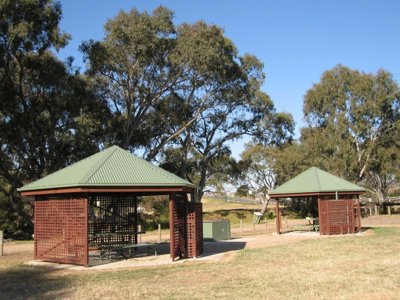 Bacchus Marsh - Rupert Vance Moon Reserve, The Avenue of Honour at Lerderderg River: Picnic shelters and BBQs fronting river