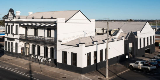 Mitchell River Tavern