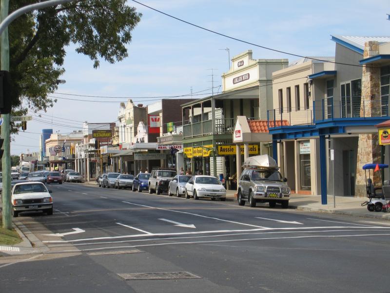 Bairnsdale - Commercial centre and shops: View east along Main St at Service St