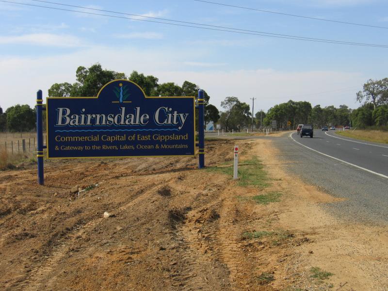 Bairnsdale - Princes Highway, west end of town: Bairnsdale City sign, Princes Hwy, 6 km west of Bairnsdale