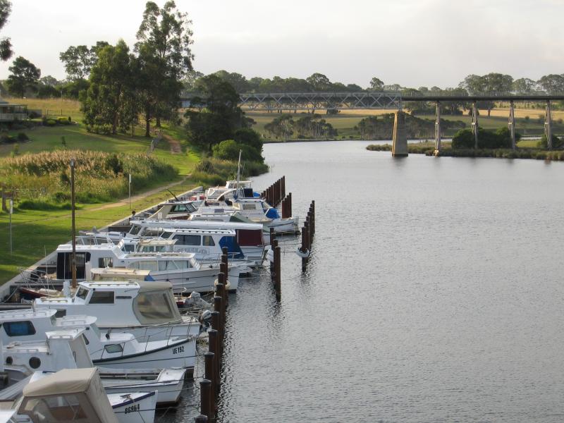 Bairnsdale - Nicholson, east of Bairnsdale on Princes Highway: View north along Nicholson River from Princes Hwy