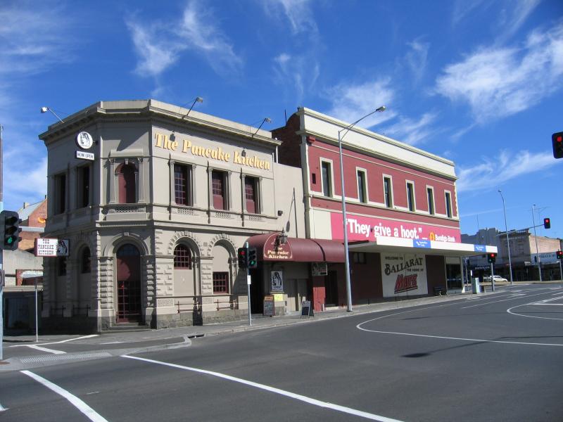 Ballarat - Bridge Street Mall, Bakery Hill and surroundings: View north along Grenville St between Little Bridge St and Sturt St