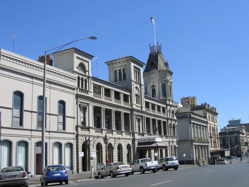 Ballarat - Lydiard Street area: Craigs Hotel, Lydiard St between Sturt St and Dana St