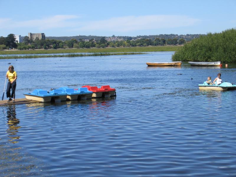 Ballarat - Lake Wendouree, western side near botanical gardens: Boating area