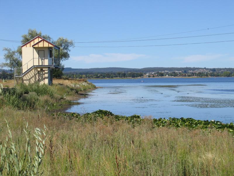 Ballarat - Other areas around Lake Wendouree: Judges box for rowing course, lake foreshore near corner of Wendouree Parade and Hamilton Av