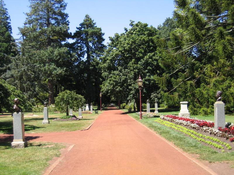 Ballarat - Botanical Gardens at Lake Wendouree: Prime Ministers Avenue, featuring bronze statues of all Australian Prime Ministers