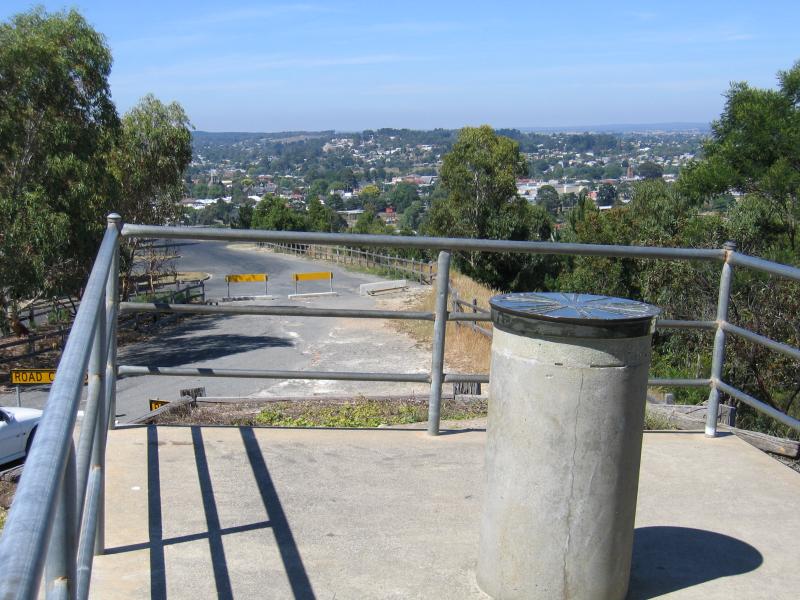 Ballarat - Black Hill Lookout and reserve, Sim Street - View from lookout, south towards end of road and car park