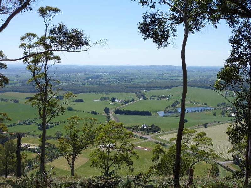 Ballarat - Mount Buninyong Road, ascending mountain: Easterly view