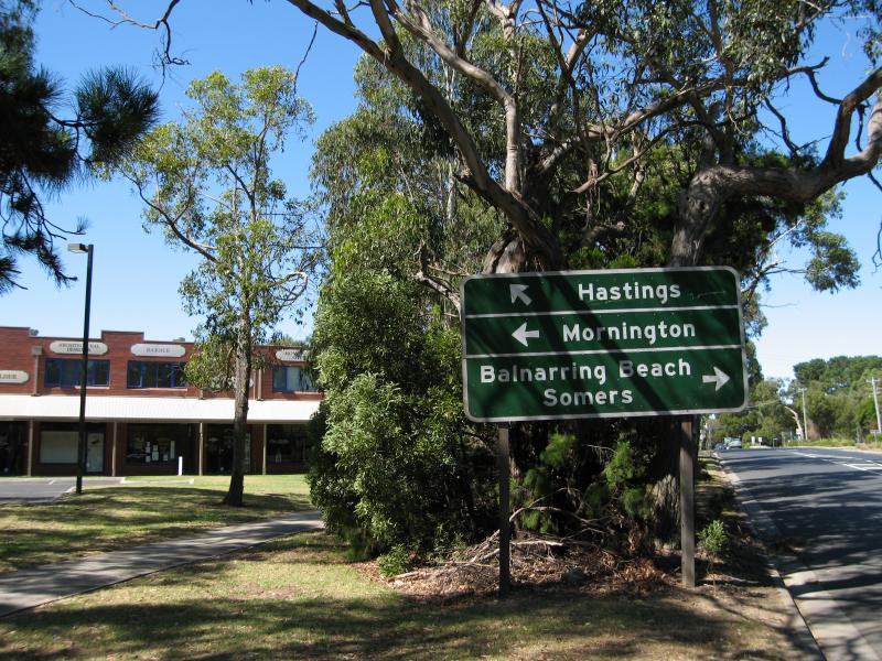 Balnarring - Shops at Balnarring Village Shopping Centre and surroundings: View east along Frankston-Flinders Rd at shopping centre