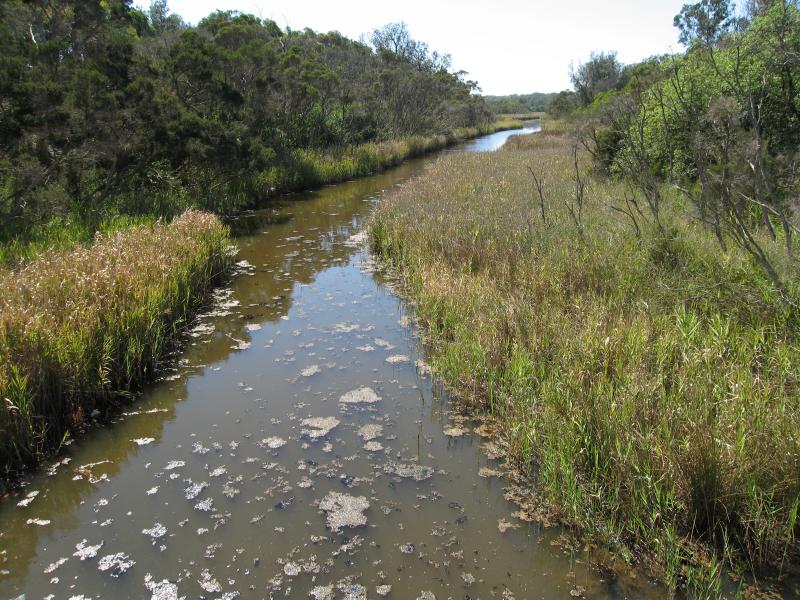 Balnarring - Balnarring Beach town centre: View east along Merricks Creek at Balnarring Beach Rd bridge