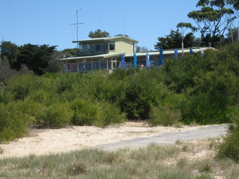 Balnarring - Beach at end of Balnarring Beach Road: Yacht club and marine rescue facility