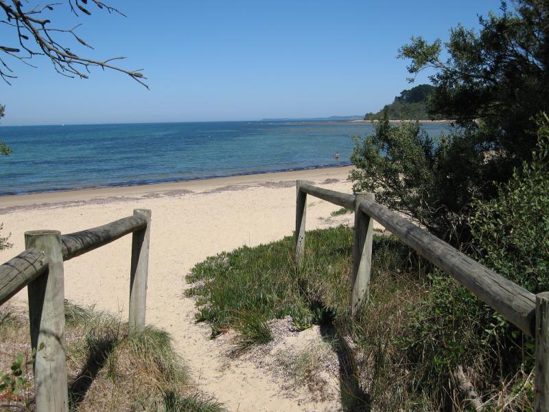 Balnarring - Beach between Masonsmith Road and Marmaduke Street: Path to beach at Masonsmith Rd
